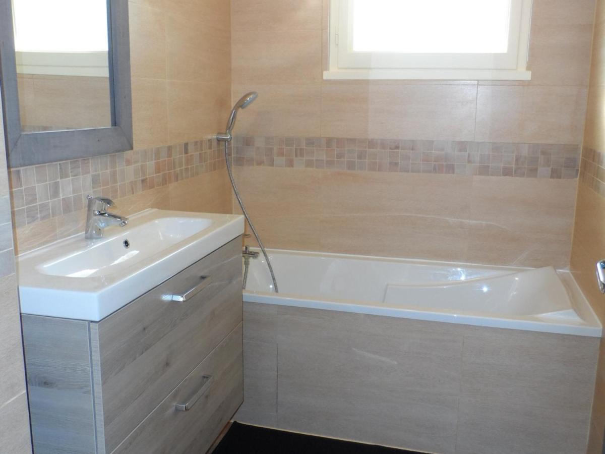 Appartement Confortable 2P Proche Plage Avec Parking Et Internet A Cabourg - Fr-1-487-302 Eksteriør bilde