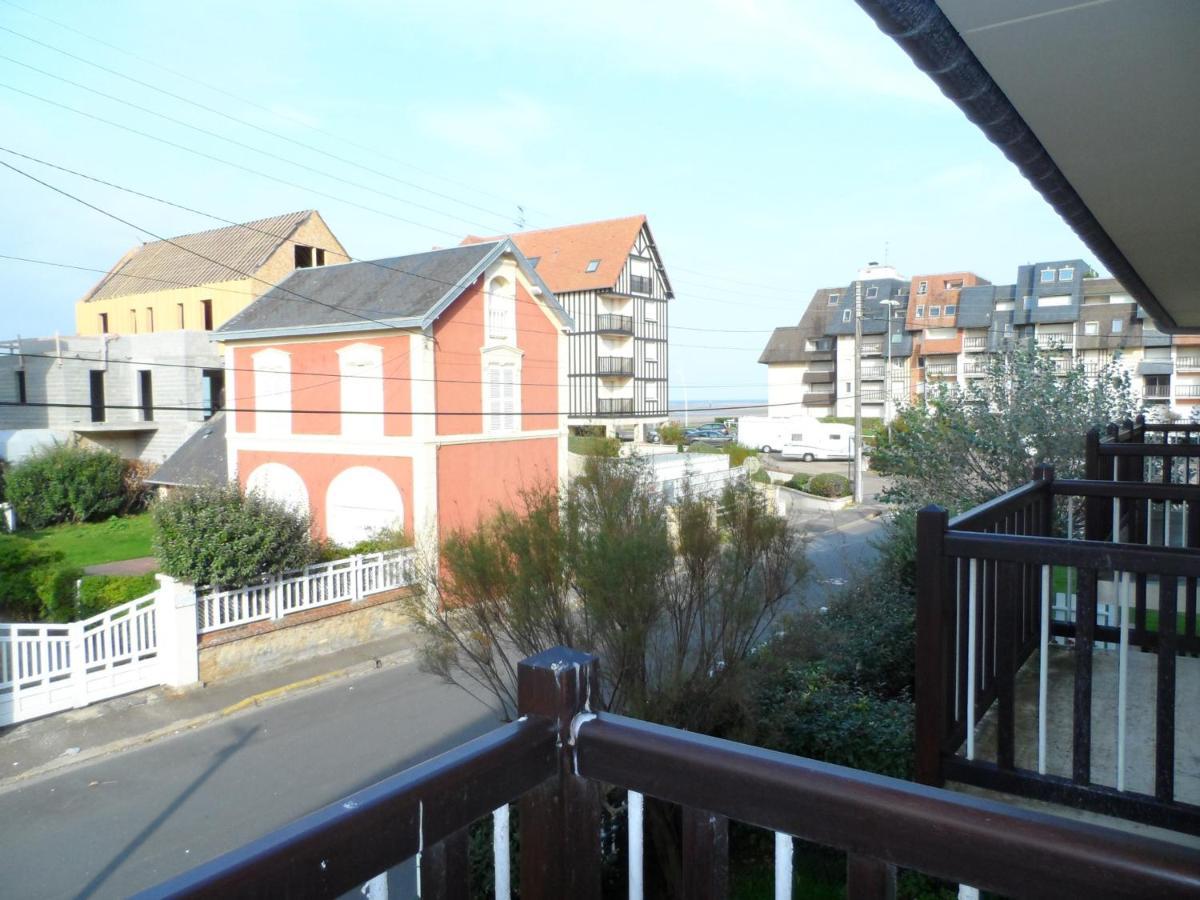 Appartement Confortable 2P Proche Plage Avec Parking Et Internet A Cabourg - Fr-1-487-302 Eksteriør bilde